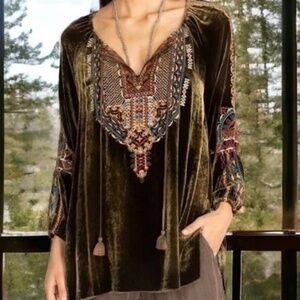 Johnny Was XS Peasant Blouse Olive Green / Brown Velvet Embroidered Tunic Top